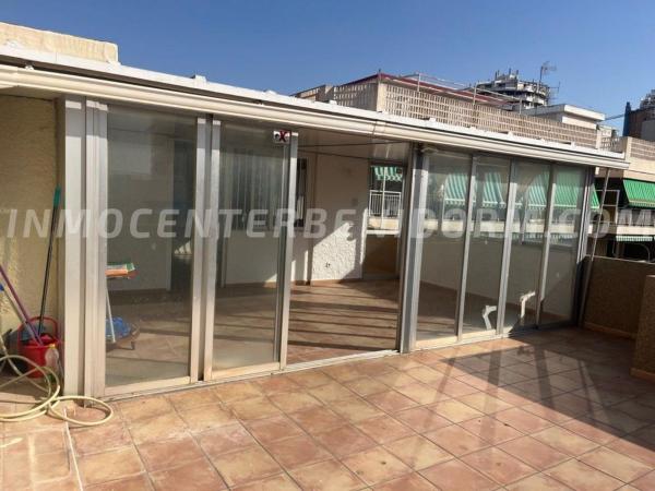 Ático en venta en Ático en Carretera Doctor Pérez Llorca, 3, Playa de Levante, Benidorm, Benidorm thumbnail 2