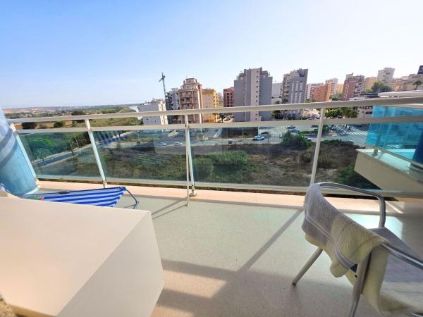 Apartment for sale in  Piso en Avenida del Puerto, 2, Puerto Deportivo, Guardamar del Segura, Guardamar del Segura photo 4
