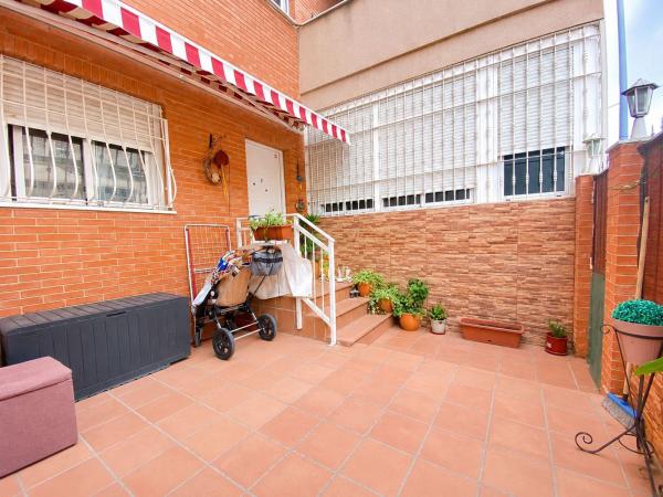 Venta de piso en Piso en Calle luis vives, San Agustín, Alicante / Alacant, Alicante / Alacant
photo 1