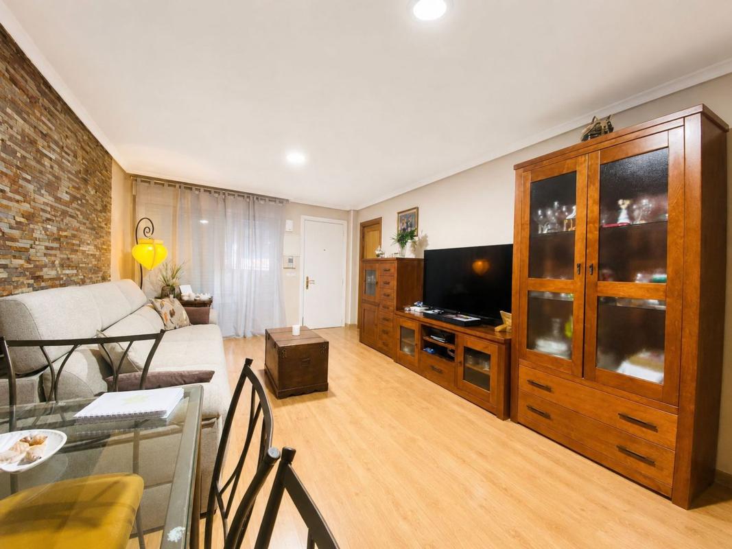 Venta de piso en Piso en Calle luis vives, San Agustín, Alicante / Alacant, Alicante / Alacant
 photo 3