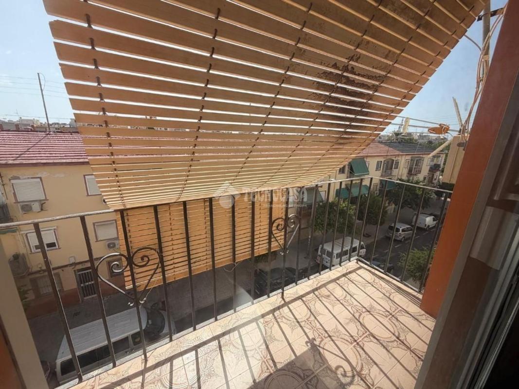 Venta de piso en Piso en Calle Eduardo Langucha, Ciudad de Asís, Alicante / Alacant, Alicante / Alacant
 photo 2