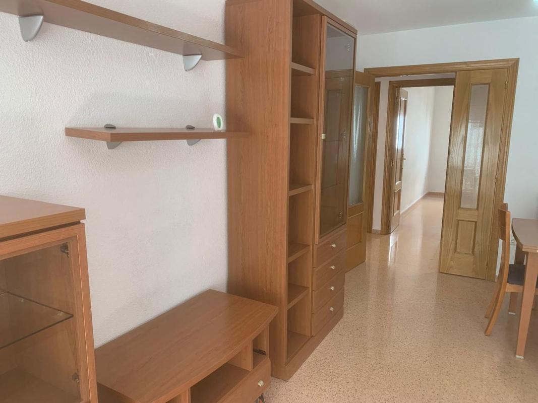 Venta de piso en Piso en Calle Ingeniero Sanchiz Pujalte, Campoamor, Alicante / Alacant, Alicante / Alacant
photo 2