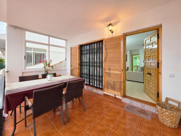 Частный шале на продаже в  Casa o chalet independiente en Monte Faro-Altomar, Gran Alacant, Гран-Алакант photo 4