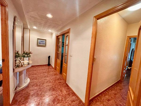 Venta de piso en Piso en Calle de l'Alcalde Baeza Santamaria s/n, Campello Pueblo, El Campello, El Campello
thumbnail 2