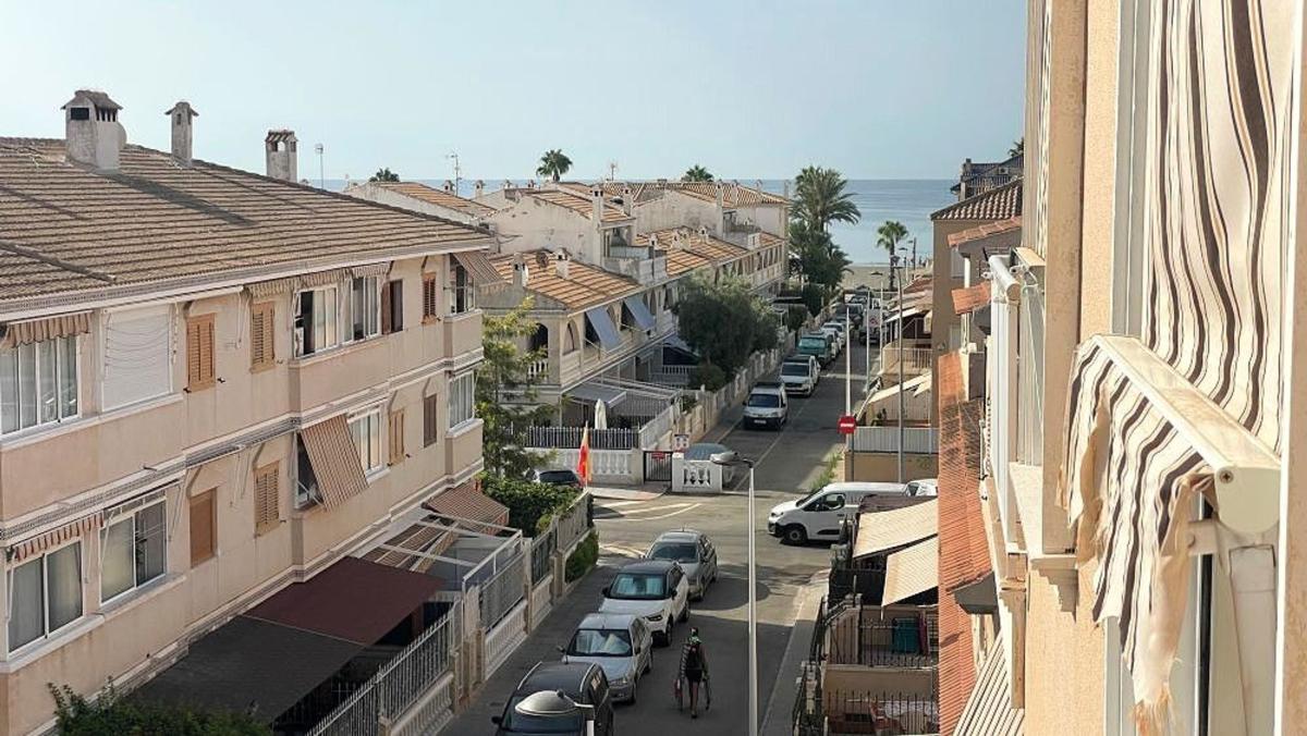 Sprzedaż mieszkania w Piso en Calle Consueta, 58, Tamarit - Playa Lissa, Santa Pola, Santa Pola
 photo 5