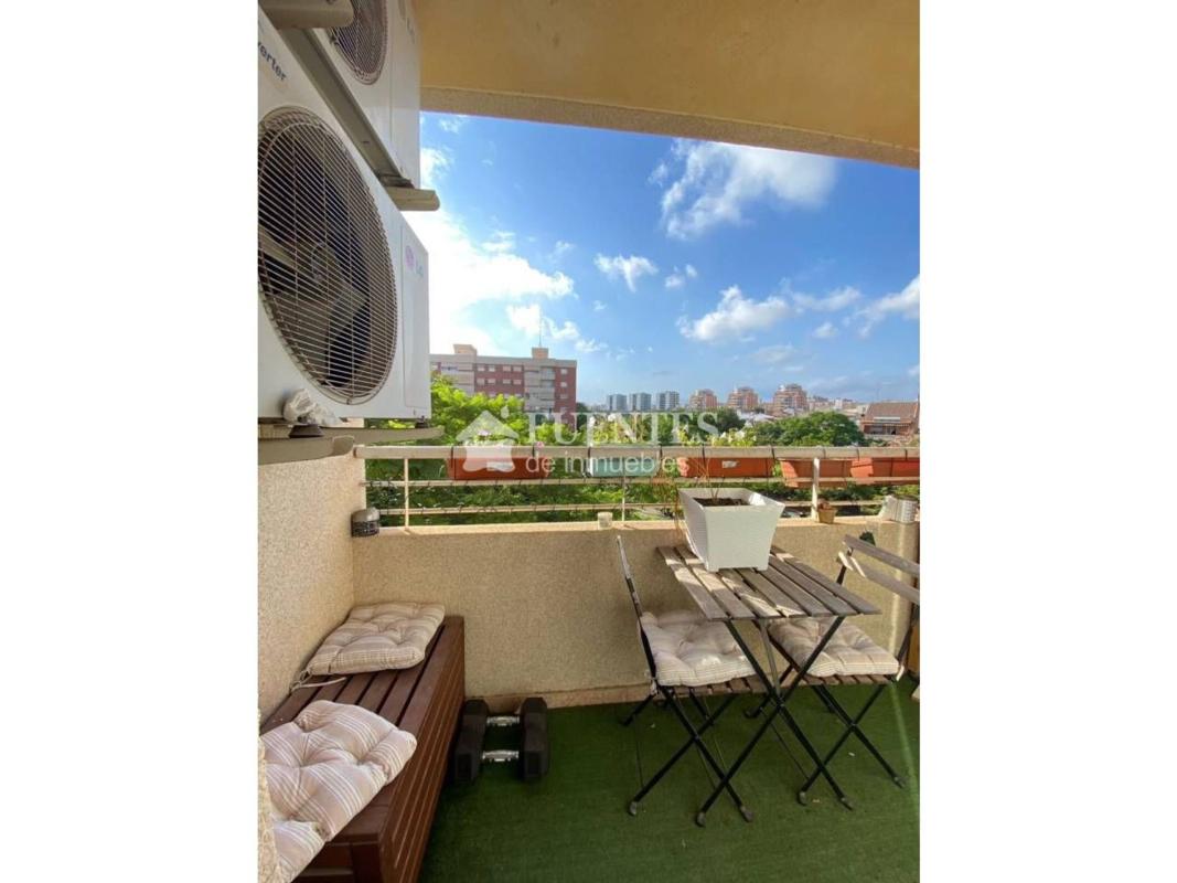Продажа квартиры на Piso en Calle Deportista Navarro Olcina, Garbinet - Parque de las Avenidas, Alicante / Alacant, Аликанте / Алакант
photo 3