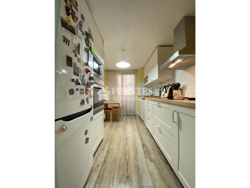 Продажа квартиры на Piso en Calle Deportista Navarro Olcina, Garbinet - Parque de las Avenidas, Alicante / Alacant, Аликанте / Алакант
photo 5