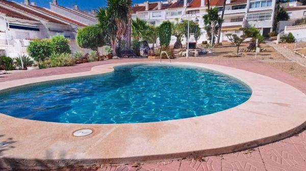 Venta de piso en Piso en Barranco Hondo, La Nucia, La Nucia
thumbnail 2