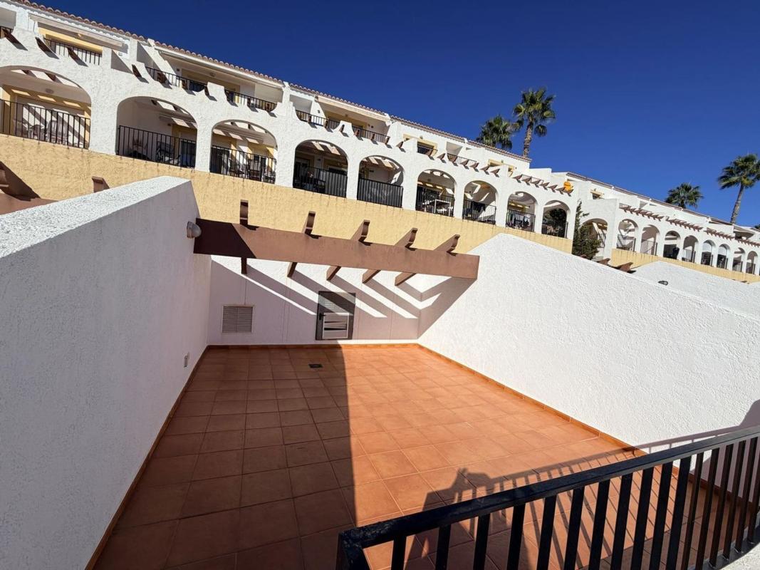 Sprzedaż szeregowego domku w  Chalet adosado en Cometa-Carrió, Calpe , Kalpe photo 3
