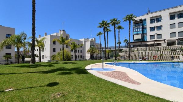 Sprzedaż mieszkania w Piso en Calle Pintor Sorolla, 8, Centro, Santa Pola, Santa Pola
thumbnail 2