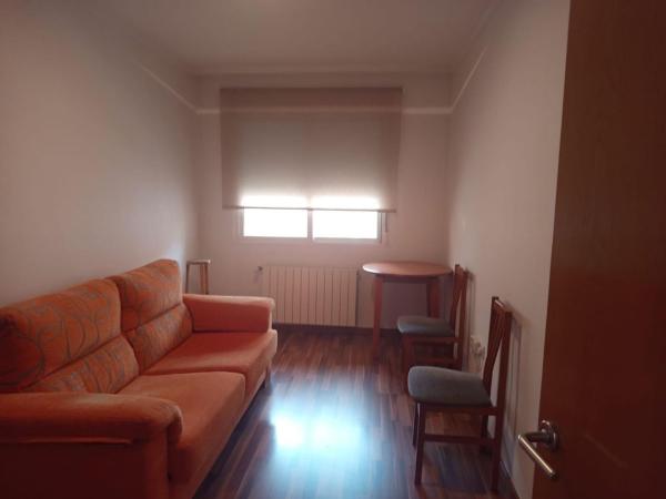 Venta de piso en Piso en Plaza de Toros - Avenida Chapí - Trinquete, Elda, Elda
 photo 4