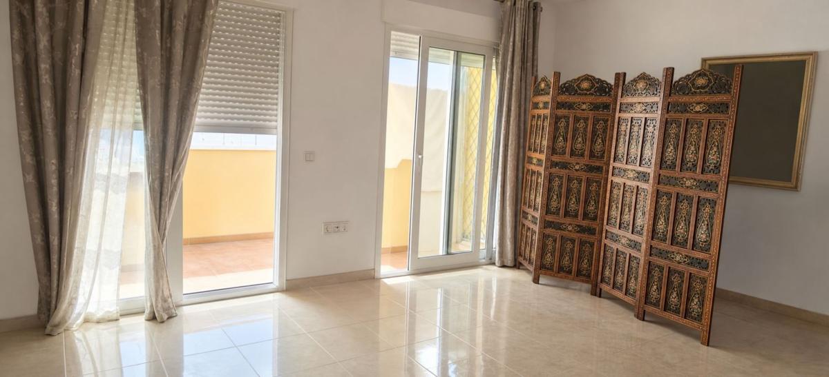 Sprzedaż mieszkania w Piso en Calle Maestro Serrano, 2, Calpe Pueblo, Calpe, Kalpe
photo 2