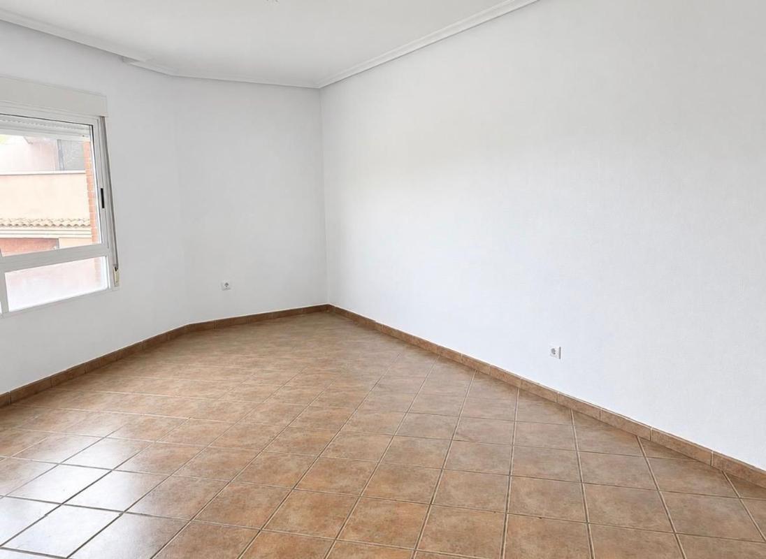 Продажа квартиры на Piso en Calle Ramón y Cajal, Almoradí, Алморади
photo 4