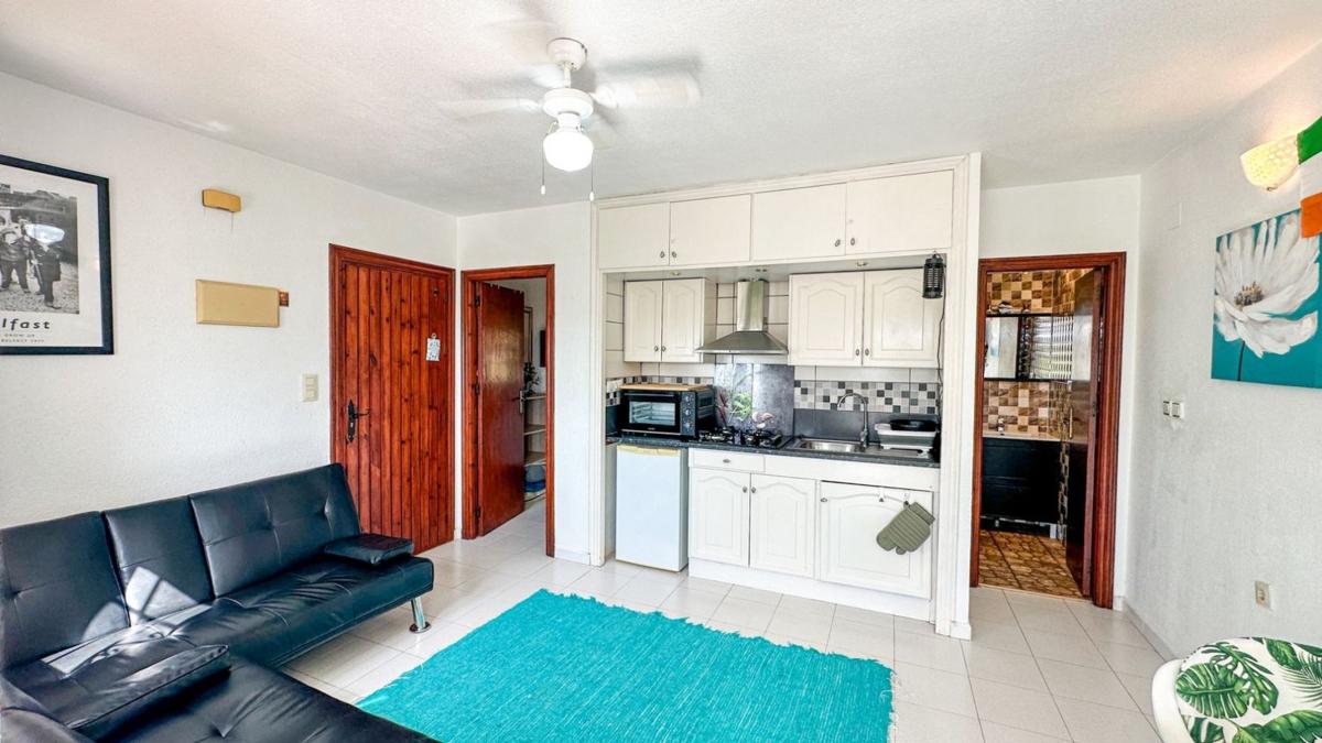 Sale of independent chalet in Casa o chalet en Blue Lagoon - Galán, San Miguel de Salinas, San Miguel de Salinas
photo 5