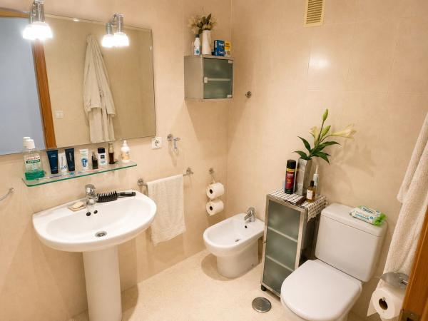 Venta de piso en Piso en Playa de Poniente, Benidorm, Benidorm
thumbnail 3