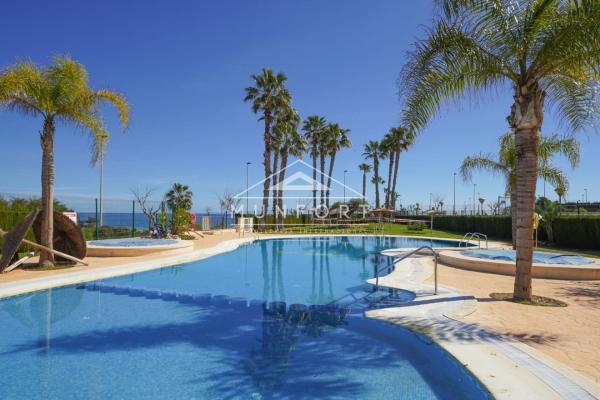 Venta de piso en Piso en Mil Palmeras, Pilar de la Horadada, Pilar de la Horadada
photo 1
