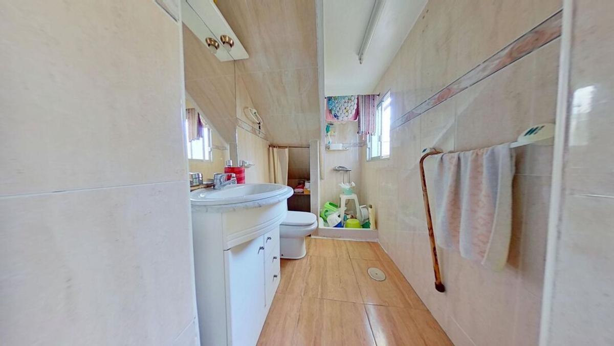 Venta de piso en Piso en Calle Jose Cabo Palomares, San Gabriel, Alicante / Alacant, Alicante / Alacant
photo 5