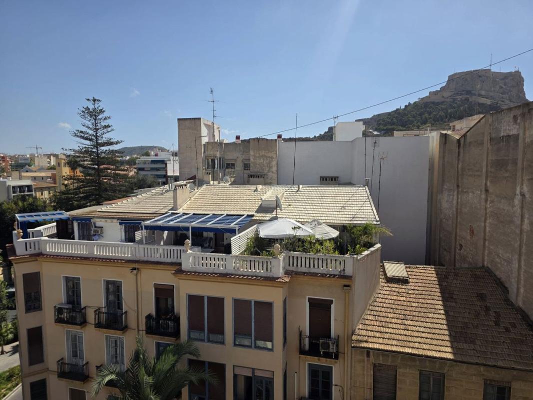 Продажа квартиры на Piso en Calderon De La Barca, Mercado, Alicante / Alacant, Аликанте / Алакант
photo 2
