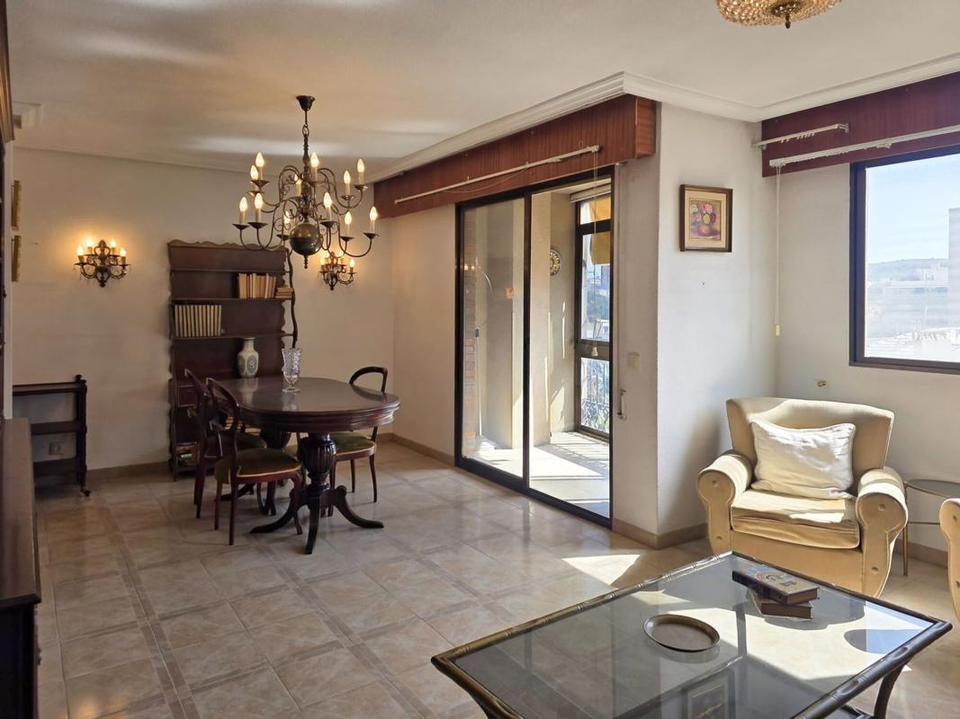 Продажа квартиры на Piso en Calderon De La Barca, Mercado, Alicante / Alacant, Аликанте / Алакант
photo 3