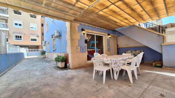 Venta de piso en Piso en Tamarit - Playa Lissa, Santa Pola, Santa Pola
thumbnail 1