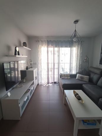 Venta de piso en Piso en Calle de Alcalá, 27, Pueblo Poniente, Benidorm, Benidorm
thumbnail 3