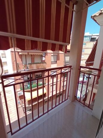 Продажа квартиры на Piso en Calle Pascual Fernández Palazón, 3, Carrús Oeste, Elche / Elx, Эльче / Эльх
photo 1