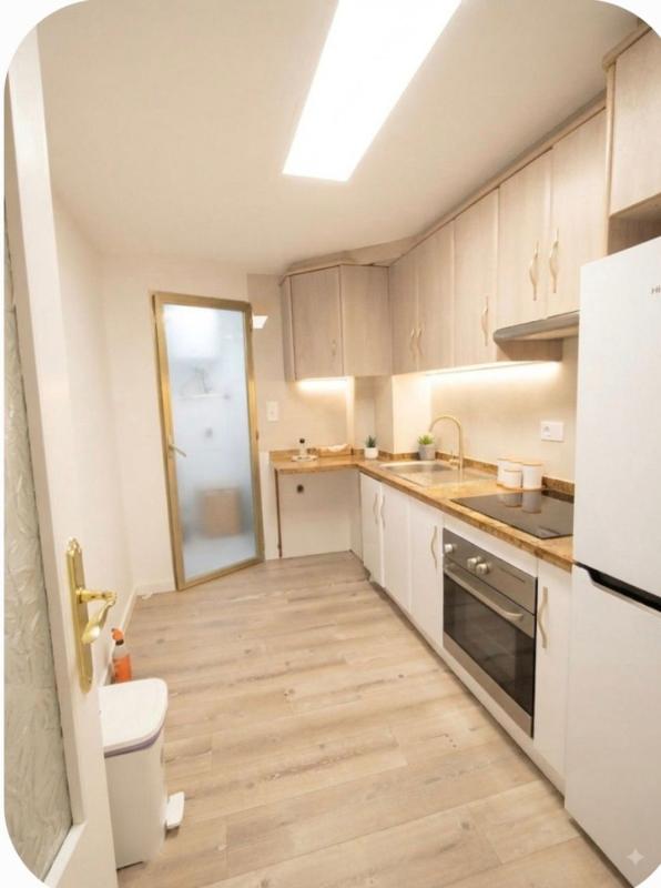 Venta de piso en Piso en Avenida d'Aguilera, 5, Benalúa, Alicante / Alacant, Alicante / Alacant
 photo 4