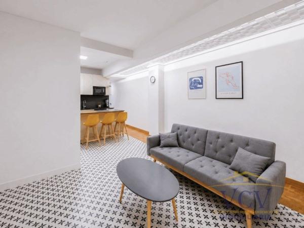 Продажа квартиры на Piso en Calle Reis Catòlics, Ensanche-Diputación, Alicante / Alacant, Аликанте / Алакант
thumbnail 2
