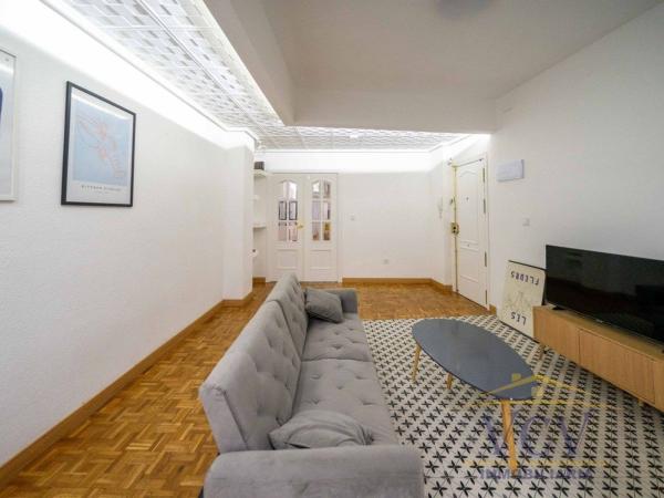 Продажа квартиры на Piso en Calle Reis Catòlics, Ensanche-Diputación, Alicante / Alacant, Аликанте / Алакант
thumbnail 3
