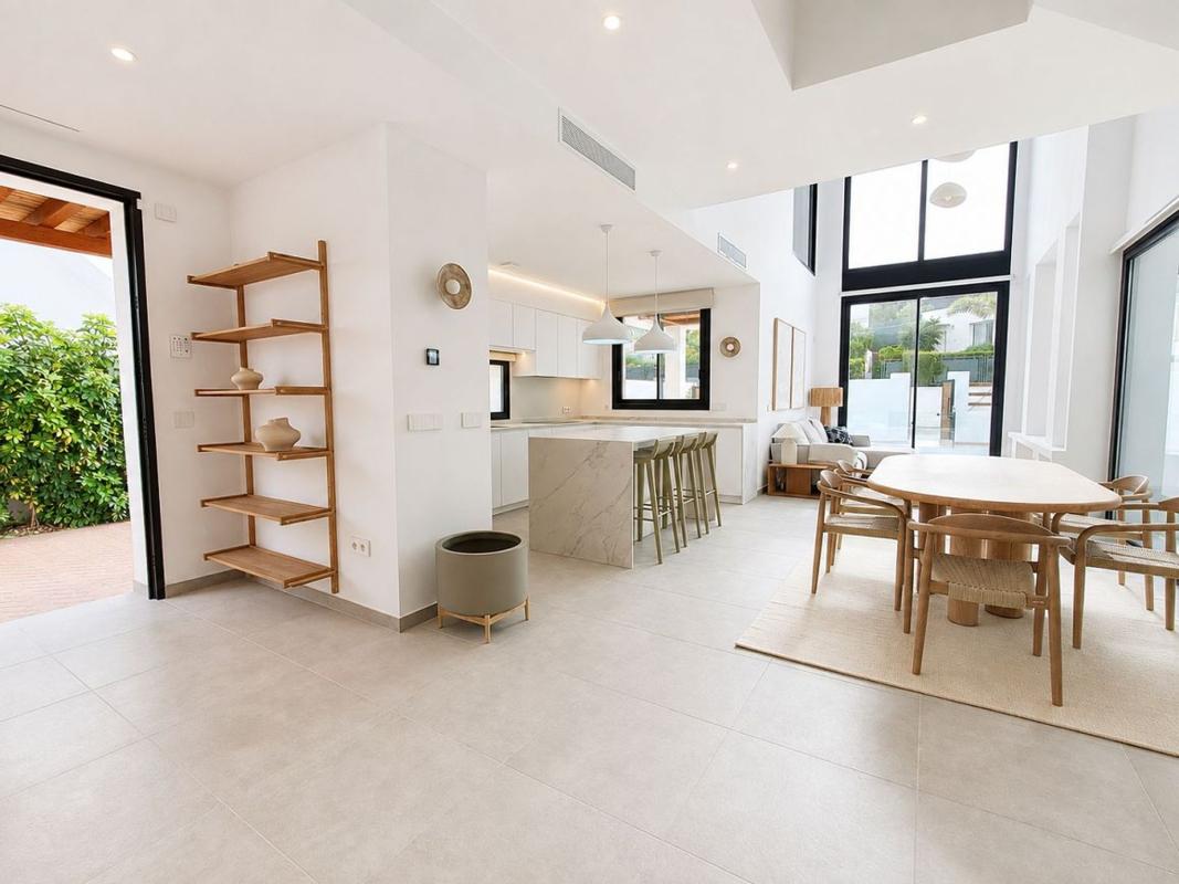 Properties for sale and rent in Spain photo 5