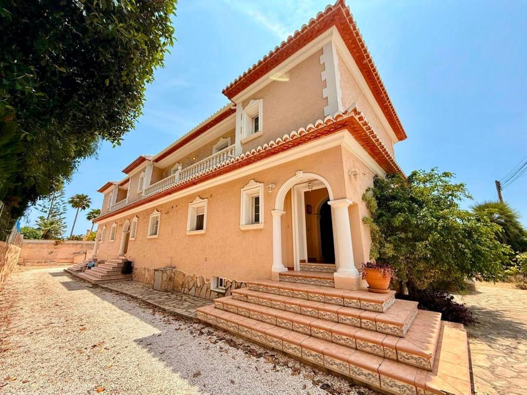 Propiedades en venta y alquiler en España photo 5