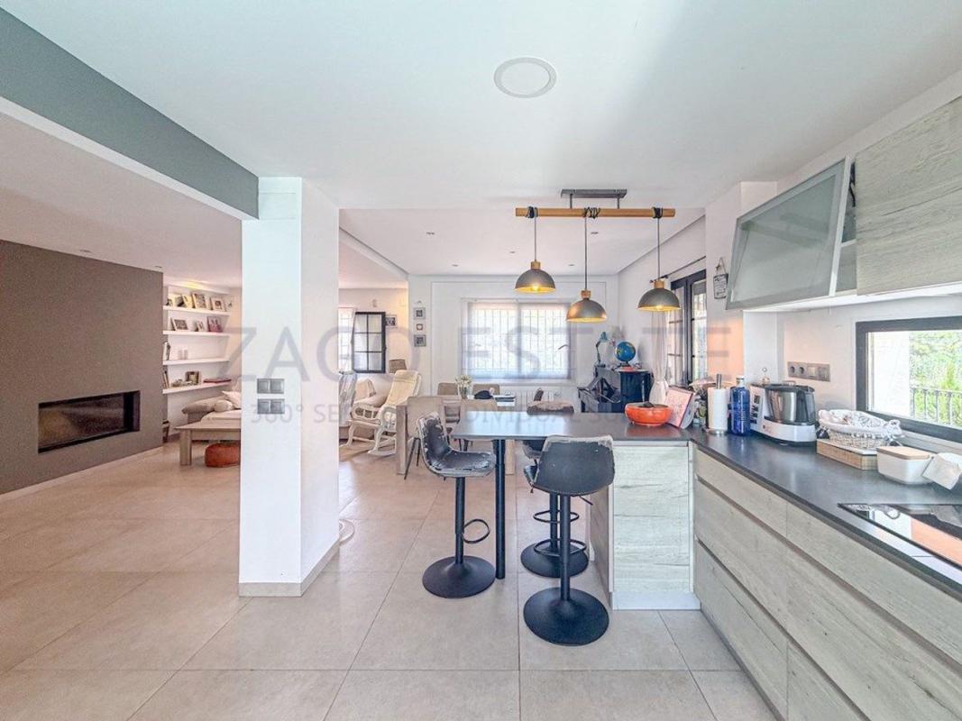 Properties for sale and rent in Spain photo 5