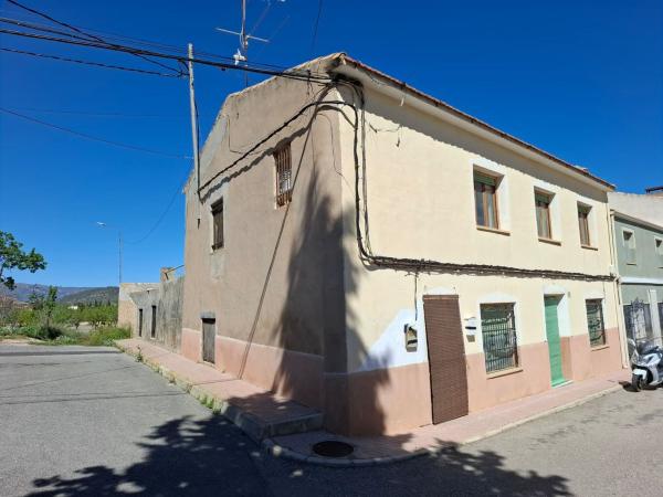 Chalet pareado en Avenida de Monȯver, Monovar thumbnail 1