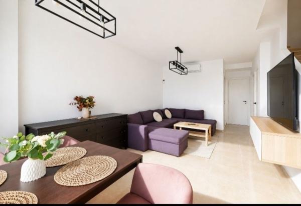 Chalet adosado en Calle Vicenta Vaillo, 1, Bigastro photo 2