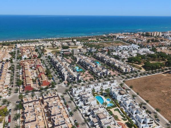 Duplex en venta en Dúplex en Calle Gladiolo s/n, El Mojón, Pilar de la Horadada, Pilar de la Horadada thumbnail 1