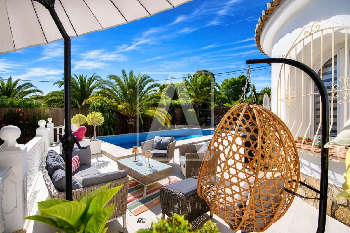 Продажа отдельного шале в Casa o chalet en Cala Advocat - Baladrar, Benissa, Бенисса photo 3