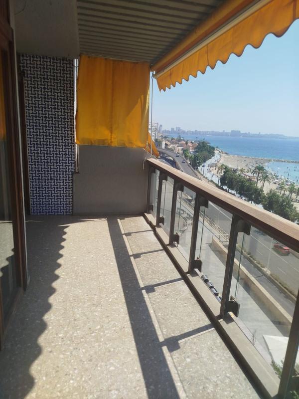 Venta de piso en Piso en Calle de la Virgen del Socorro, Raval Roig-Virgen del Socorro, Alicante / Alacant, Alicante / Alacant
photo 3