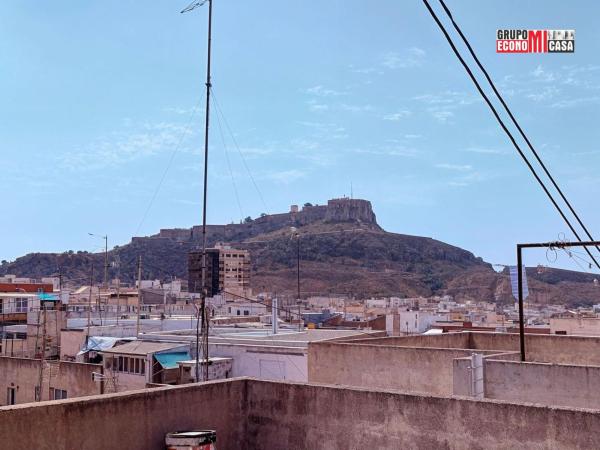 Продажа квартиры на Piso en Carolinas Bajas, Alicante / Alacant, Аликанте / Алакант
 photo 1