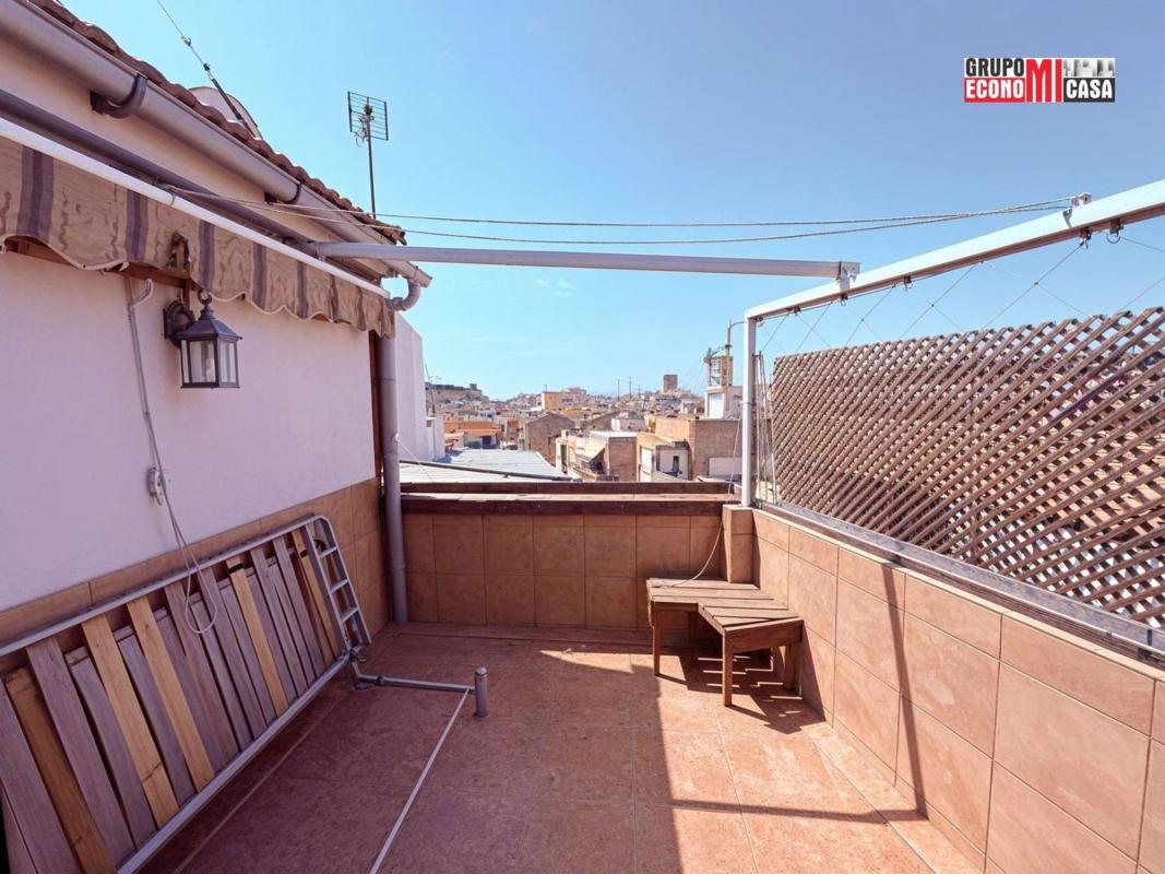 Venta de piso en Piso en Carolinas Bajas, Alicante / Alacant, Alicante / Alacant
photo 2