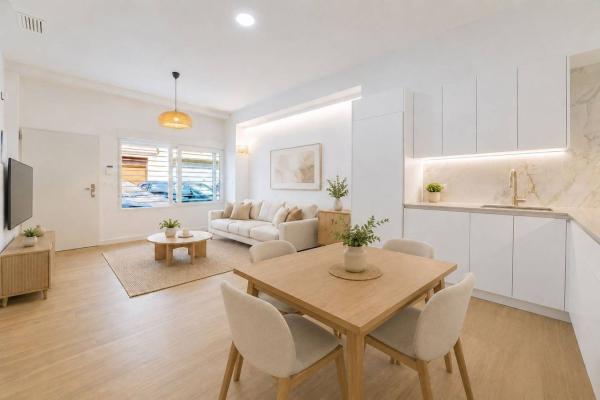 Sale of flat in Piso en Calle Quinto Albio Horacio, Centro, Elche / Elx, Elche / Elx
photo 1