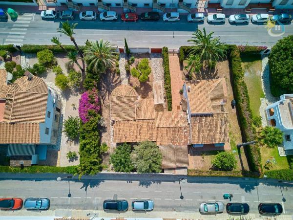 Chalet adosado en Calle de Vistalmar, Pueblo Español - Coveta Fumá, El Campello photo 3