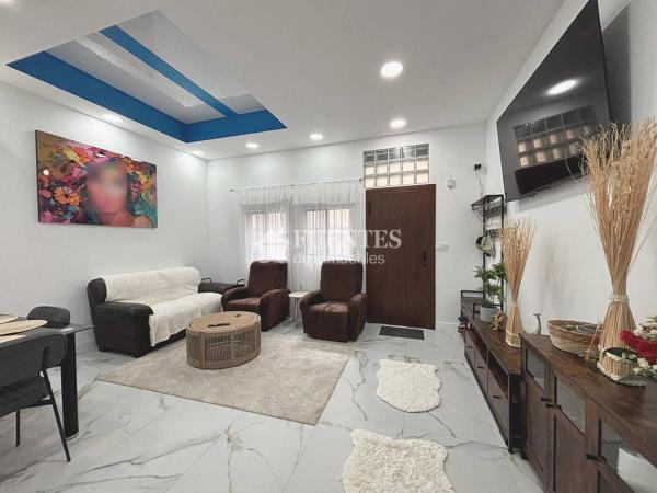 Продажа квартиры на Piso en Calle Cronista Viravens, Carolinas Bajas, Alicante / Alacant, Аликанте / Алакант
 photo 3