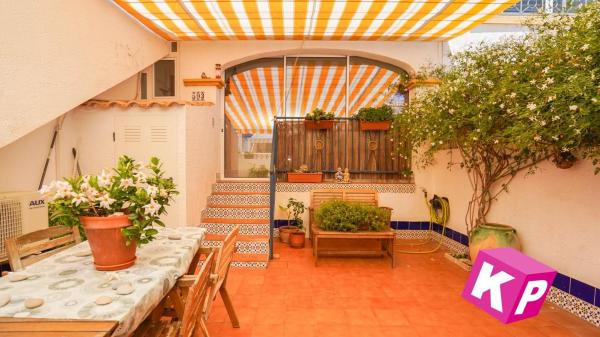 Casa o chalet independiente en Avenida D'Escandinàvia, Monte Faro-Altomar, Gran Alacant thumbnail 1