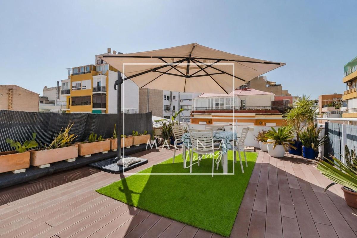 Penthouse sale in  Ático en Calle San Ildefonso, Centro Tradicional, Alicante / Alacant, Alicante photo 3