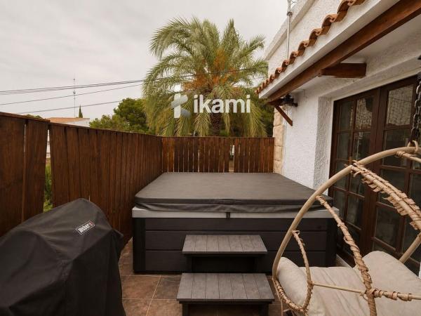 Частный шале на продаже в  Casa o chalet en Adsubia, Jávea/Xàbia, Хавья/Хабия photo 4