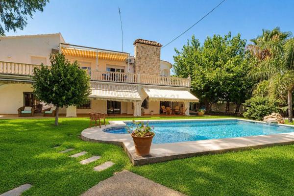 Casa o chalet independiente en Calle Mar Cantàbrica, 2, El Palmar-Los Molinos, Denia photo 1