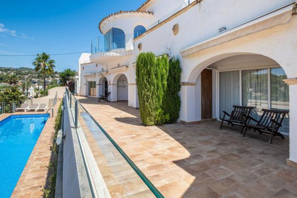 Casa o chalet independiente en Cala Advocat - Baladrar, Benissa thumbnail 2