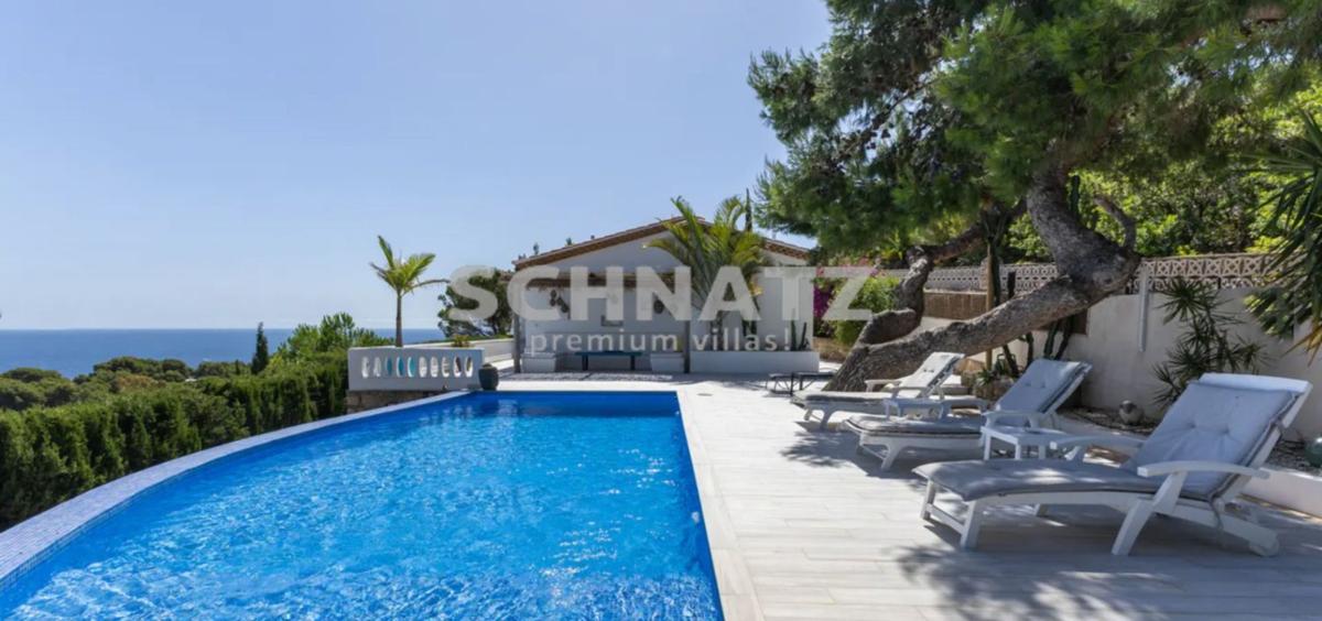 Sprzedaż niezależnego domku jednorodzinnego w  Casa o chalet en Les Rotes/Las Rotas, Denia, Dénia photo 3