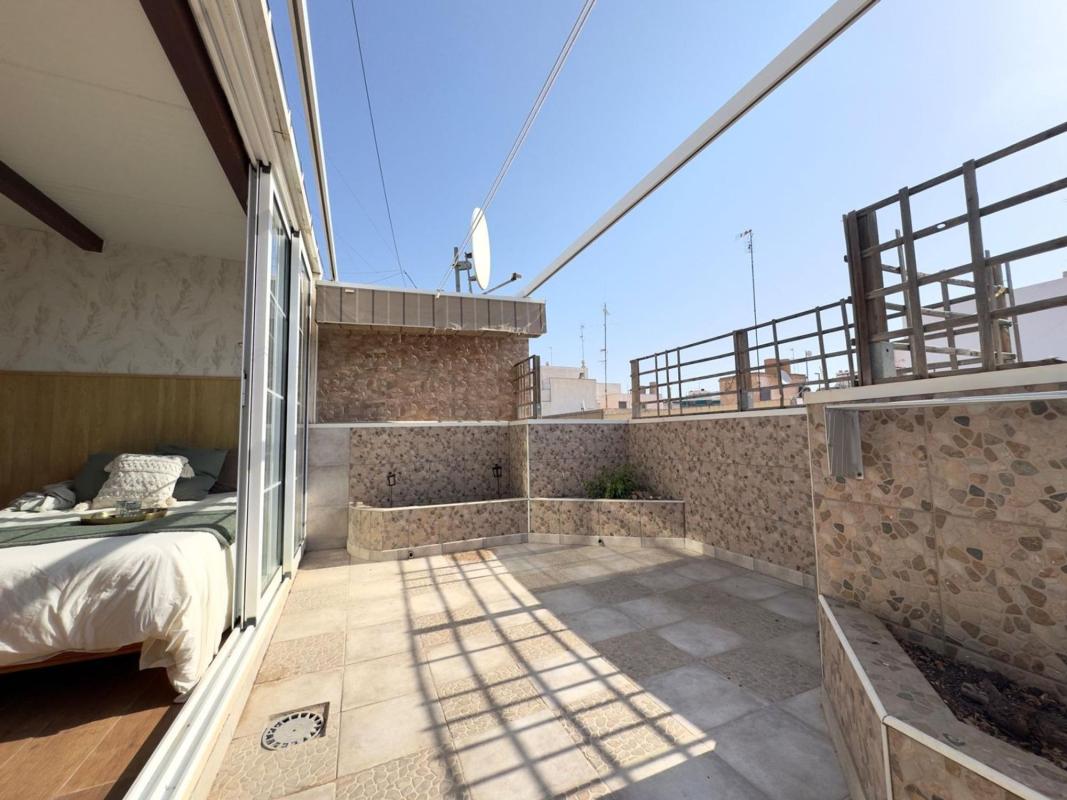 Penthouse sale in Ático en Calle del Capità Baltasar Tristany, 14, Pont Nou-Corazón de Jesús, Elche / Elx, Elche / Elx photo 4