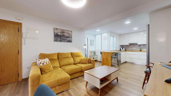 Sale of flat in Piso en Calle Salazar Alonso, Centro, Elche / Elx, Elche / Elx
photo 1